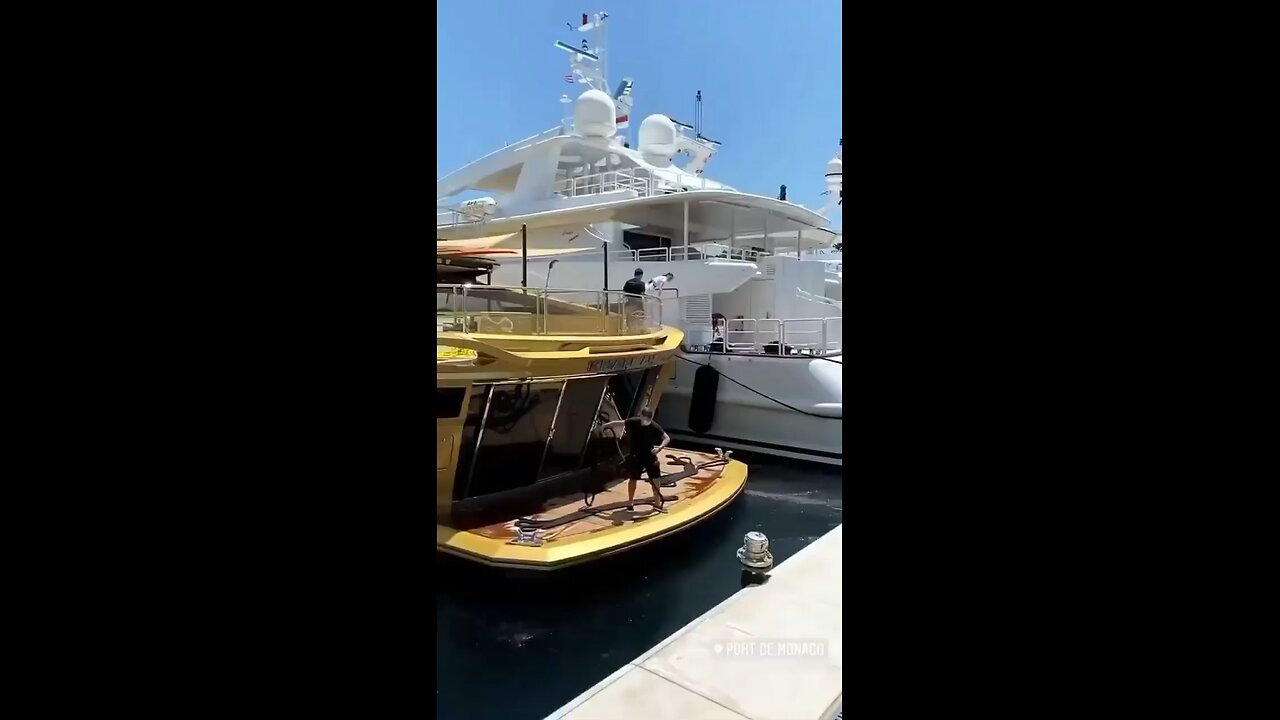 🌈 Stunning 48m Golden Mega Yacht “Khalilah” 😎🛥