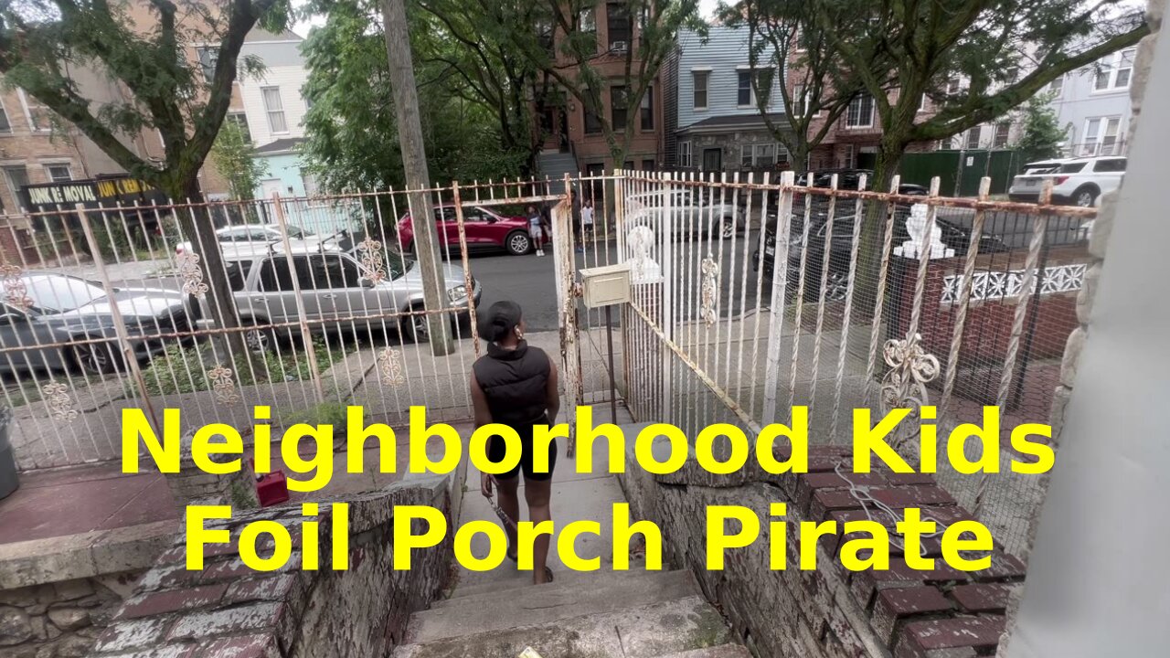 Neigborhood Kids Chase Down Porch Pirate