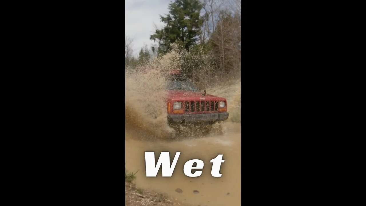 Jeep XJ and My Girl Playing in a Puddle - #shorts