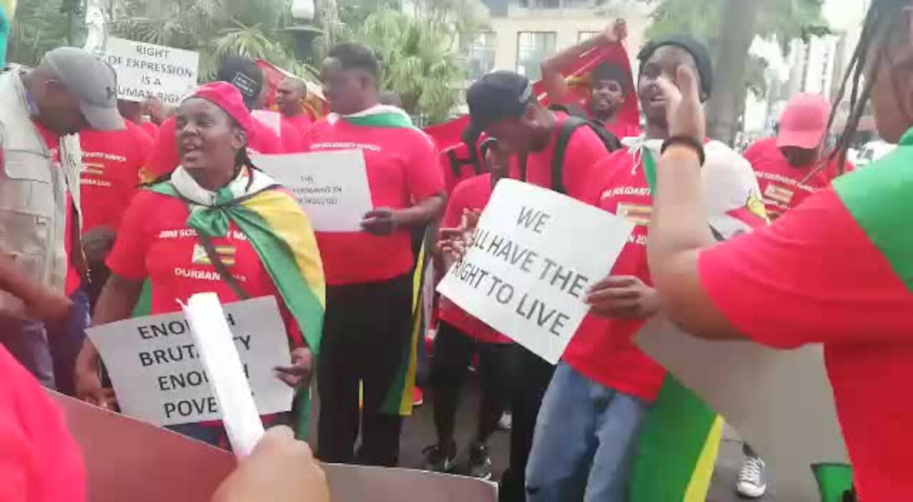 SOUTH AFRICA - KZN - Zimbabwean protest (vuQ)