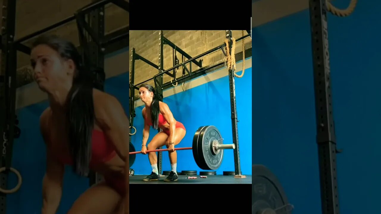 Weightlifting 🏋️‍♀️& Jump rope workout🔥by Hot 🔥female fitness model 💞#shorts#gymmotivation #workout