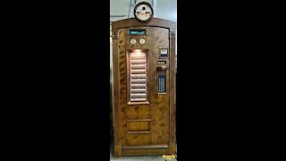 (3) 1997 Vintage Cigar Vending Humidors | Wittern USI Cigar Vending Humidors for Sale in Connecticut