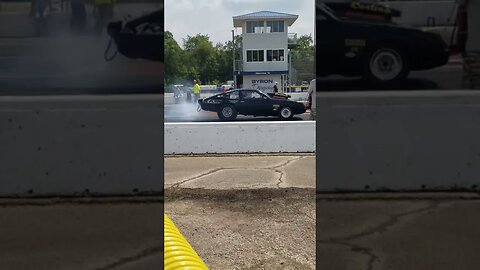 Monza smokes the tires: Byron Dragway