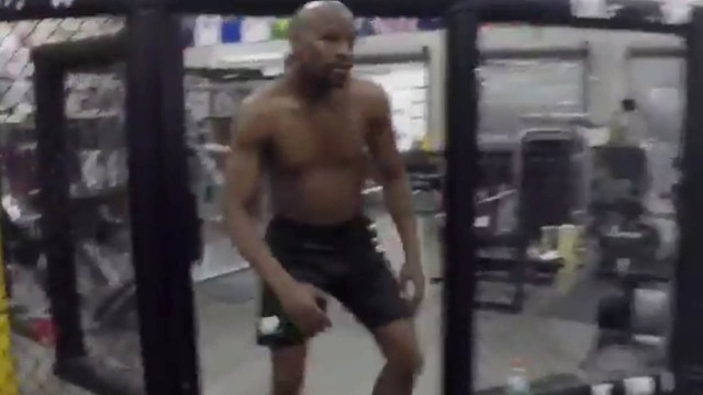 Floyd Mayweather FINALLY Steps into the UFC Octagon for the First Time!