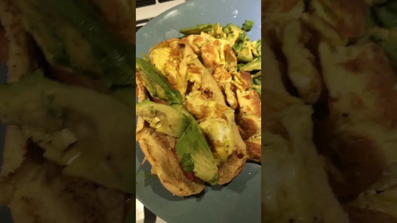 Breakfast eggs avocado
