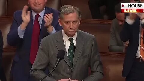 Look at his hands!