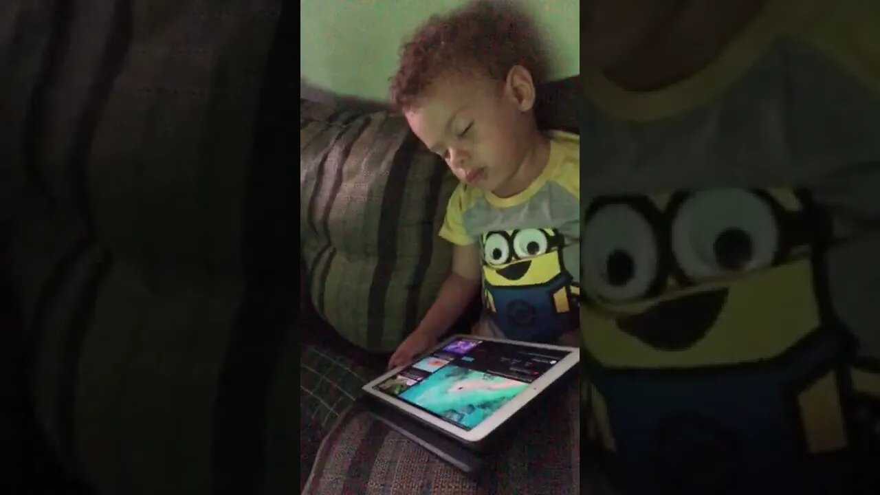 VICIADO EM TIKTOK NAO QUER DORMIR O MEU PRIMINHO #meme #infantil #viral #brincando #criança #fypシ