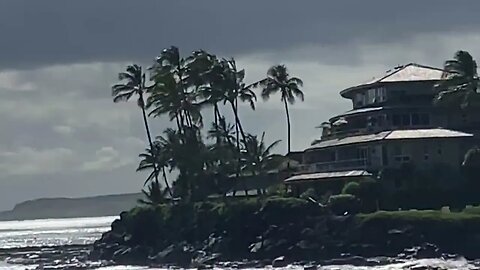 PO'IPŪ BEACH PARK RANKED #9 FOR TOP 10 BEACHES IN USA