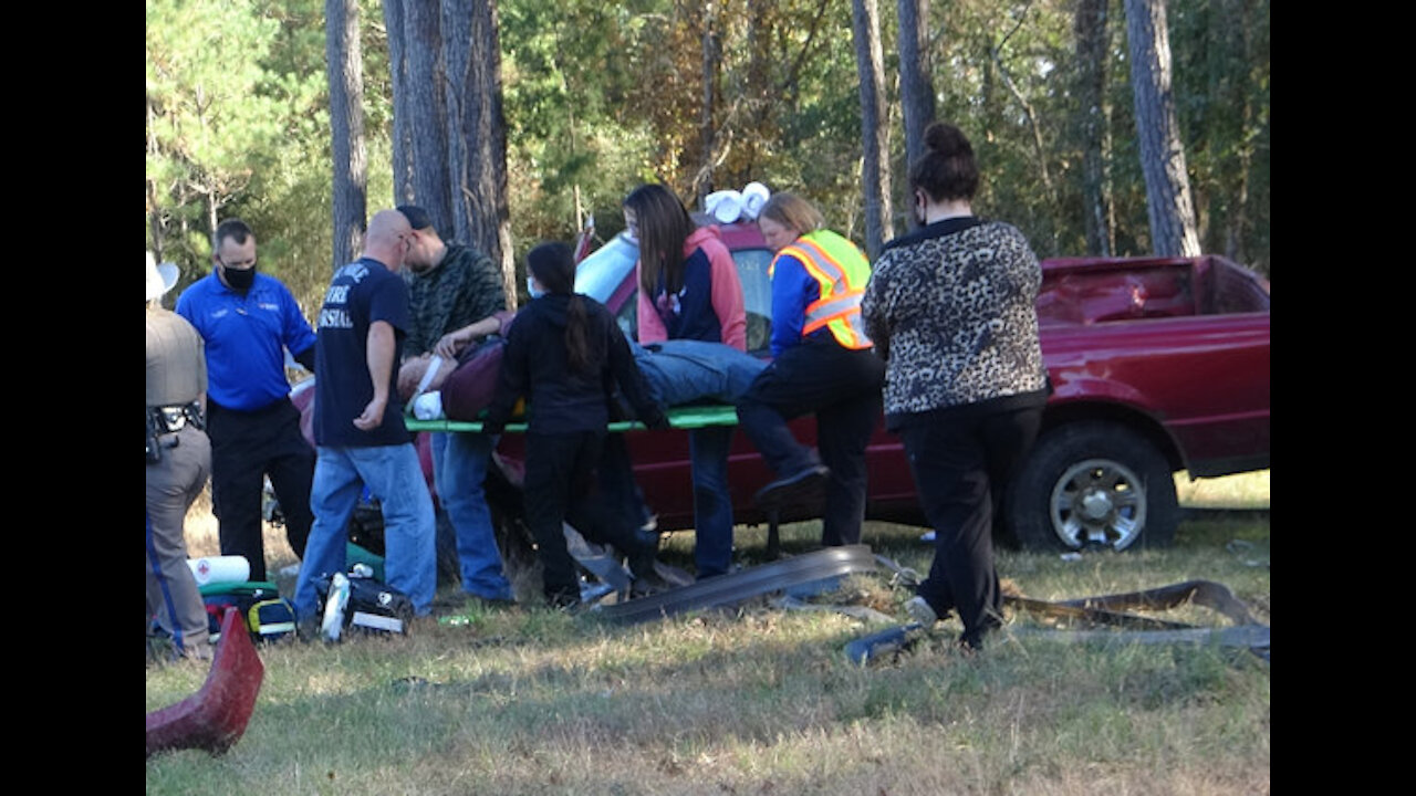 DRIVER ROLLS PICKUP 2 TIMES, SEGNO TEXAS, 12/04/20...