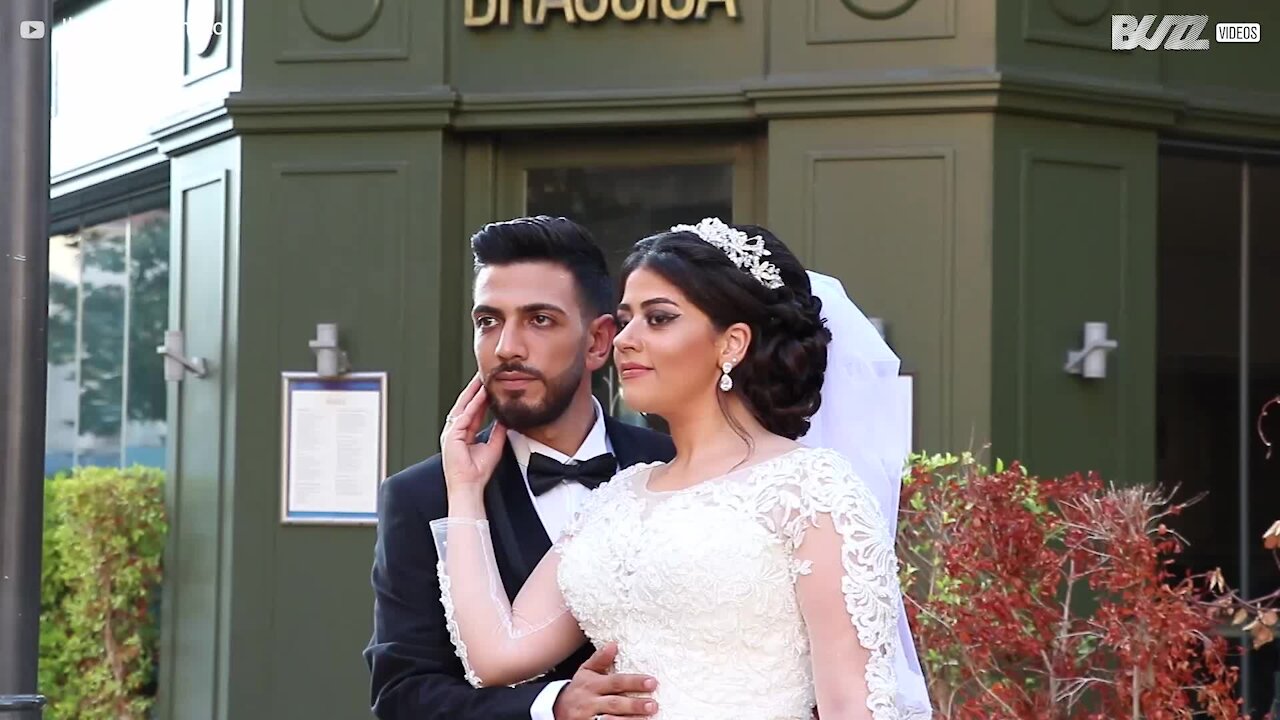 Sessão fotográfica de casamento interrompida por explosão em Beirute