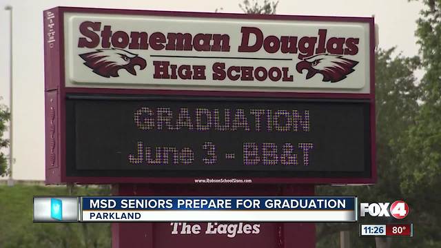 Parkland seniors prepare for graduation without 4 of their classmates