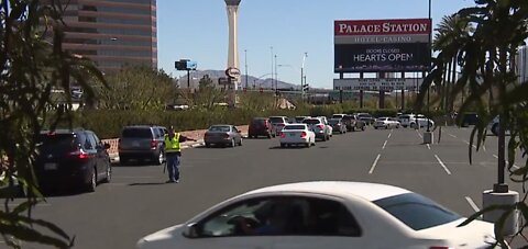 Station Casinos hold Three Square food drive-thru