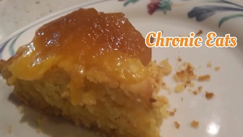 Cheesy & buttery, honey crowned onion cornbread | @Chronic.Eats on IG 🌽🍯😍🇺🇸 #shorts #cornbread