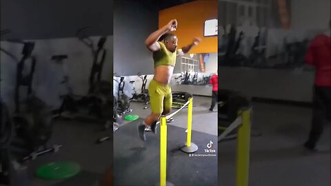 80% of the women are sharing 20% of the men 👑