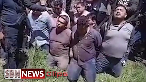 Mexican Cartel Members Taunted Moments Before Being Executed - 4211