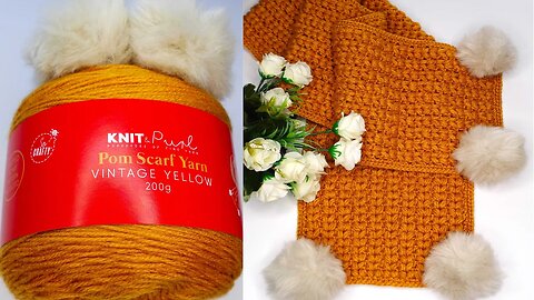 Wow very simple crochet puff scarf with pompons