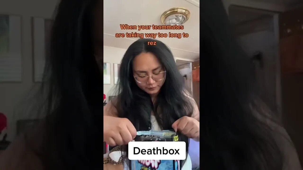 They’ll leave you for another bin too | Apex Legends #apexlegends #apexlegendsmemes