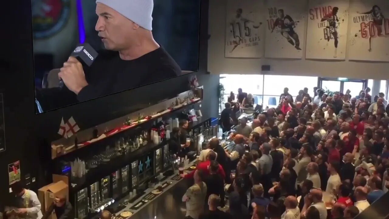 Like a Bantha Crowd Freaks Out