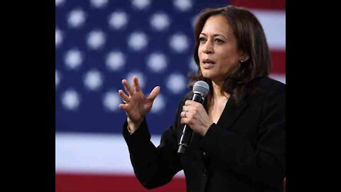Harris' Communications Chief Quits Amid Criticism of VP, Poor Poll Numbers