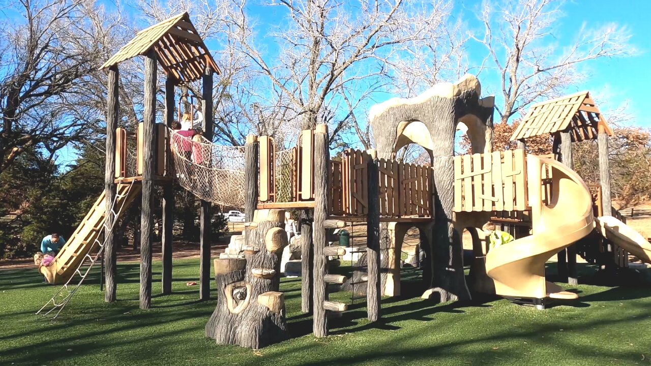 Cool Playgrounds Forest Style Park!