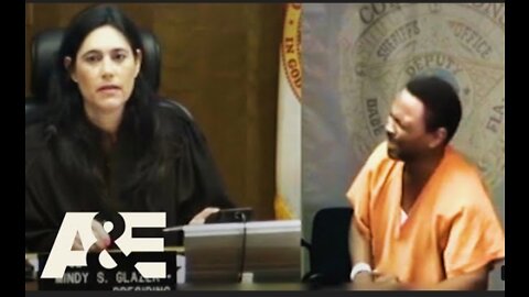 COURT CAM::- Judge recognises friend of her middle school 🎒
