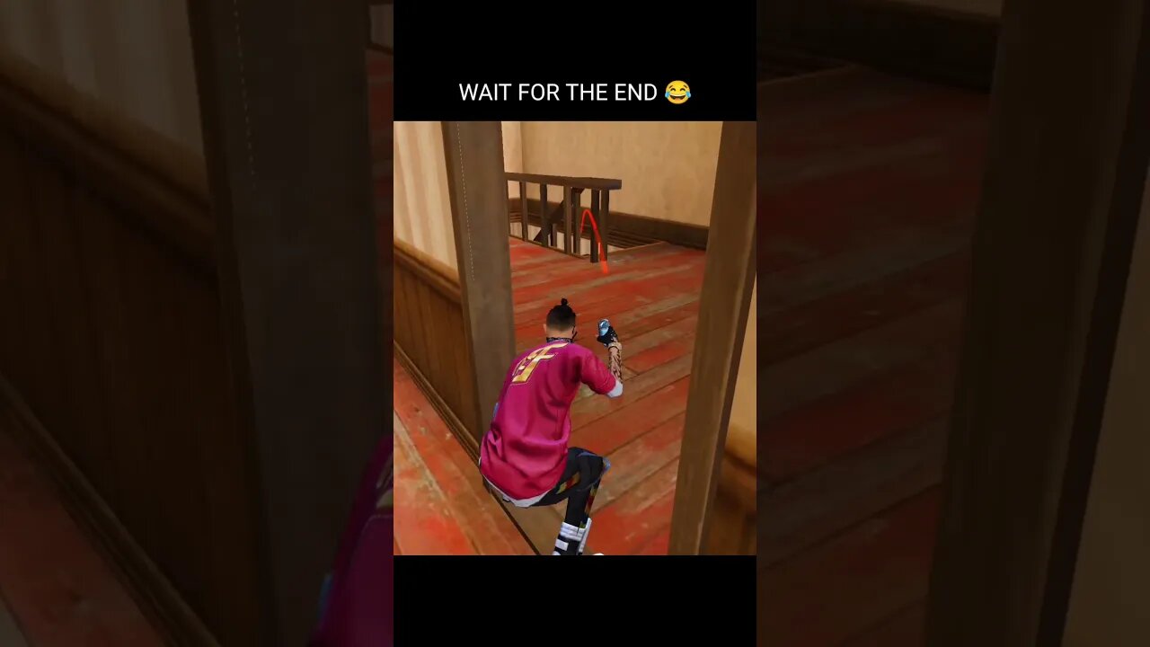 WAIT FOR THE SQUAD TO RUSH 😂 GARENA FREE FIRE SHORT VIDEO #shortsviral