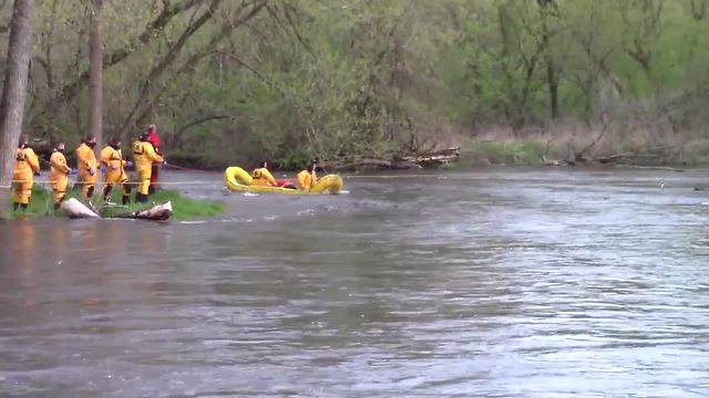 3 men in Grafton kayak incident rescued after being trapped on island