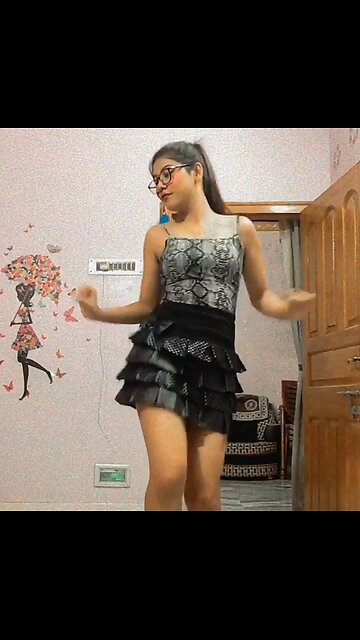 Super hot dance on Punjabi song