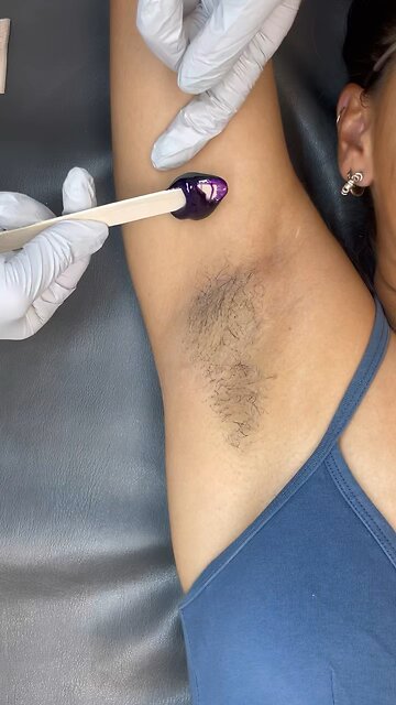 Purple Seduction Wax Review | Silky Smooth Results by Annalisa @strippedtweeze