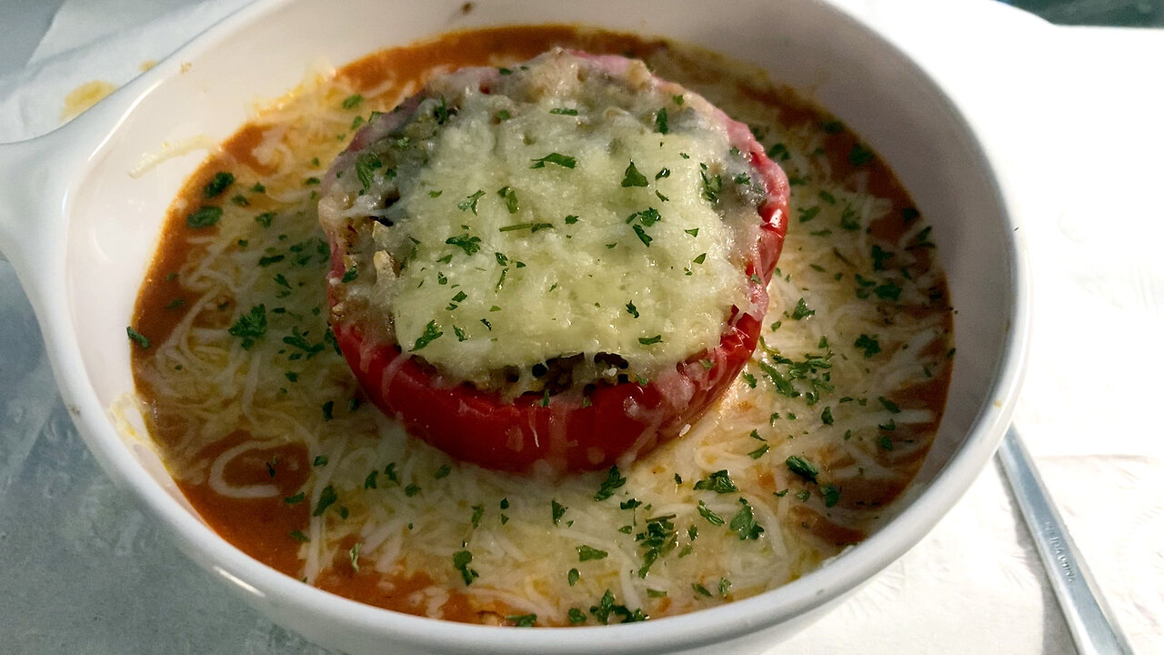 The Best Stuffed Bell Pepper +soup? | Food Frenzy Friday