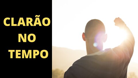 Poema: Clarão no Tempo