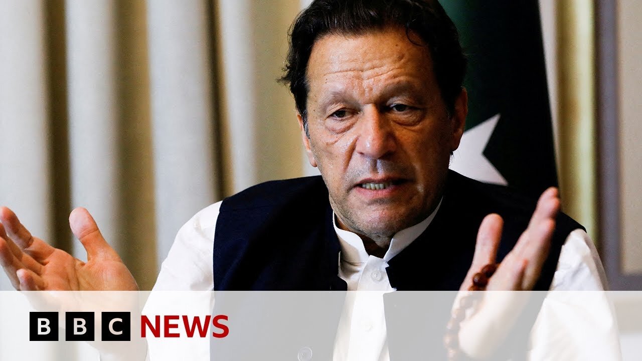 Imran Khan: Former Pakistan prime minister charged with leaking court documents - BBC News