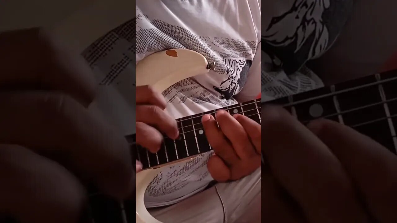 Pequeno lick em Em com Tapping #lick #tapping #solo