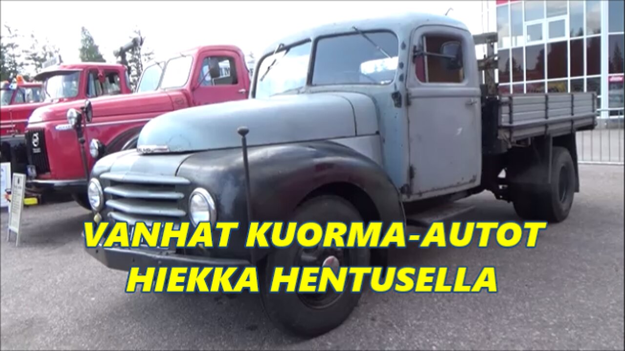 Vanhat kuorma-autot Hiekka Hentusella