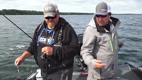 Pulling Spinner on Lake Winnie