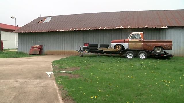 Stolen goods, suspect found in Twin Lakes airport hangar