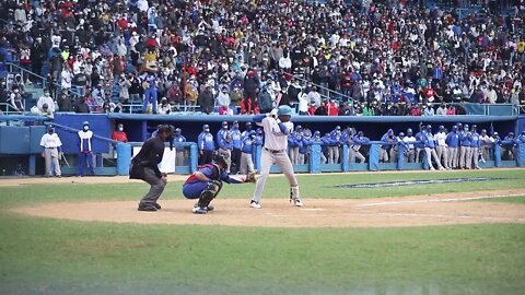 Final Out Cuban National Series (Raw Video)