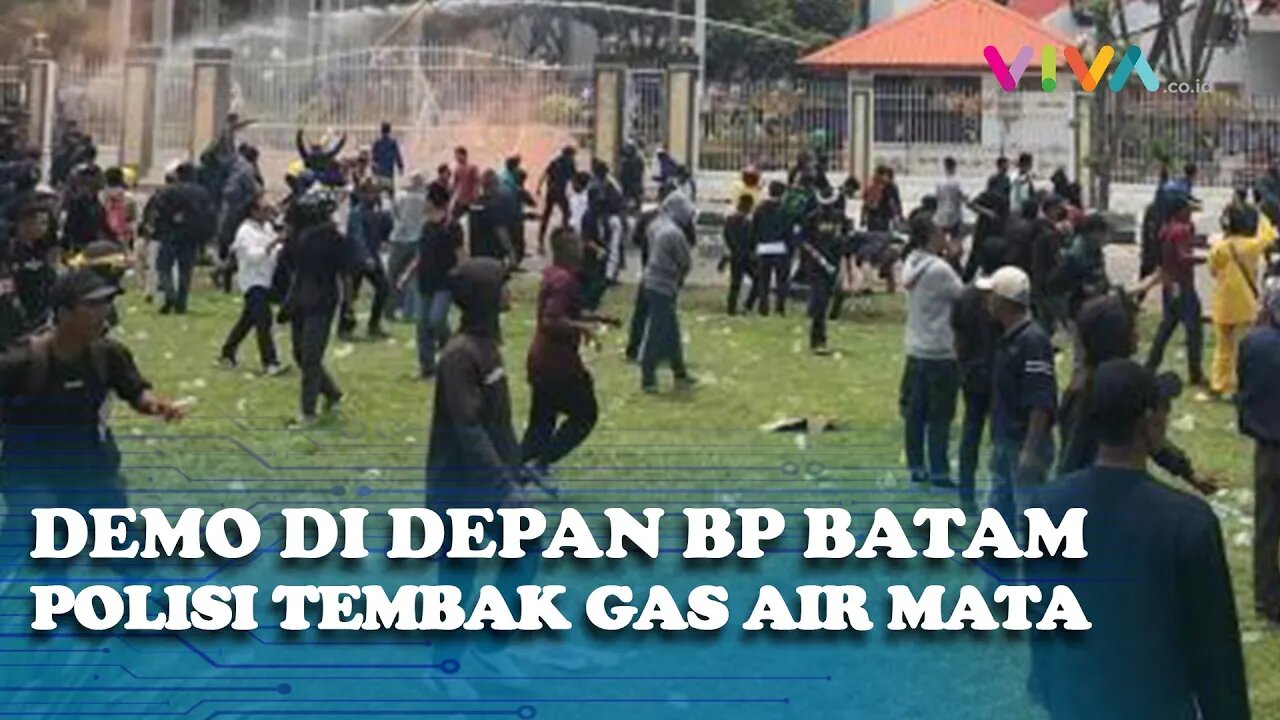 Demo di Depan Kantor BP Batam Ricuh, Petugas Tembak Gas Air Mata dan Water Cannon