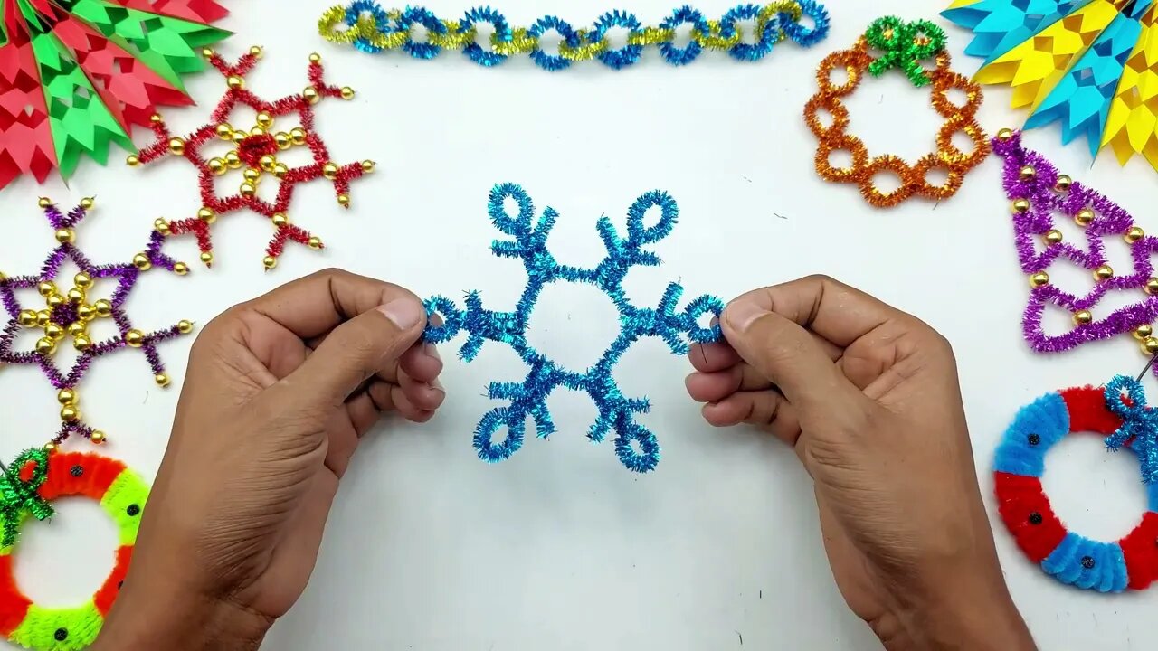 Pipe Cleaner Crafts For Christmas | Christmas Snowflake Making | Chenille Wire Crafts