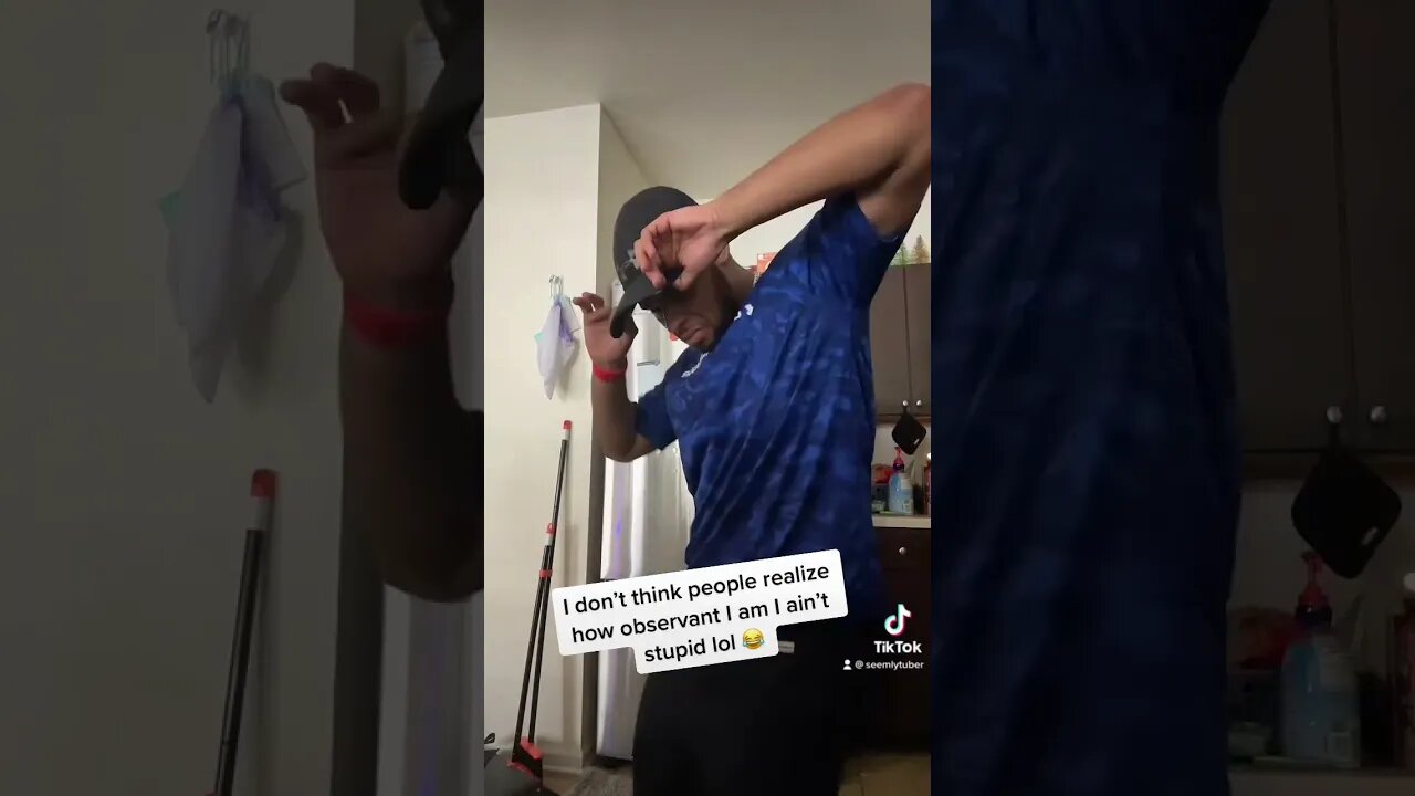 When people think you not observant… seemlytuber TikTok reaction dance peeped