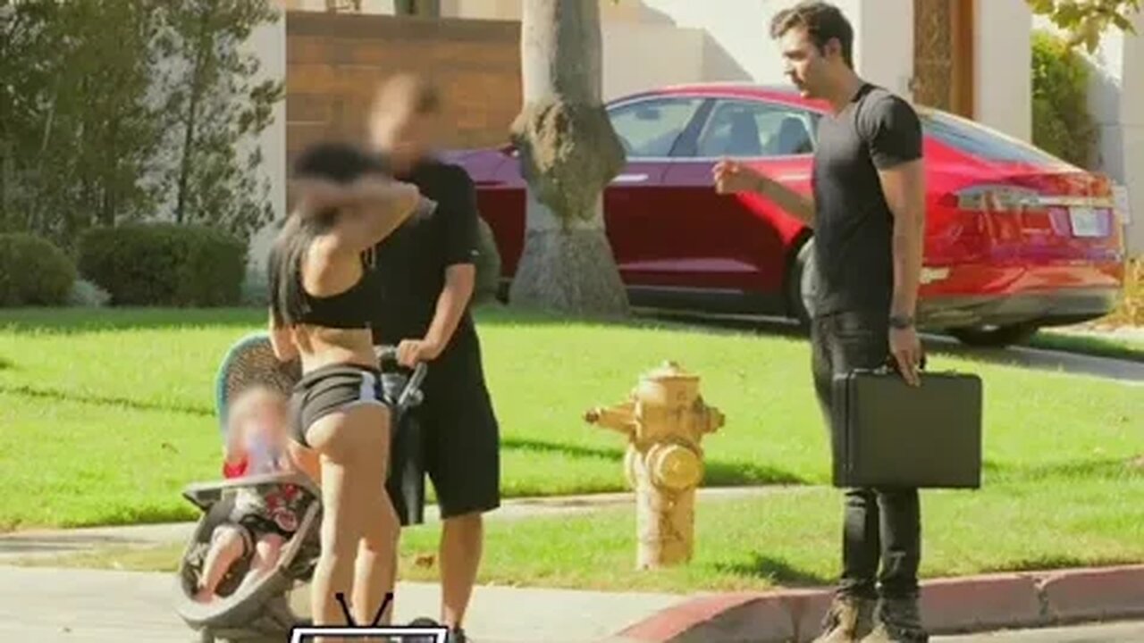 Maks Kelemen: Car Prank 4!🤔Did She?😱 What Do You Think?🤷🏾♂️Youcartube