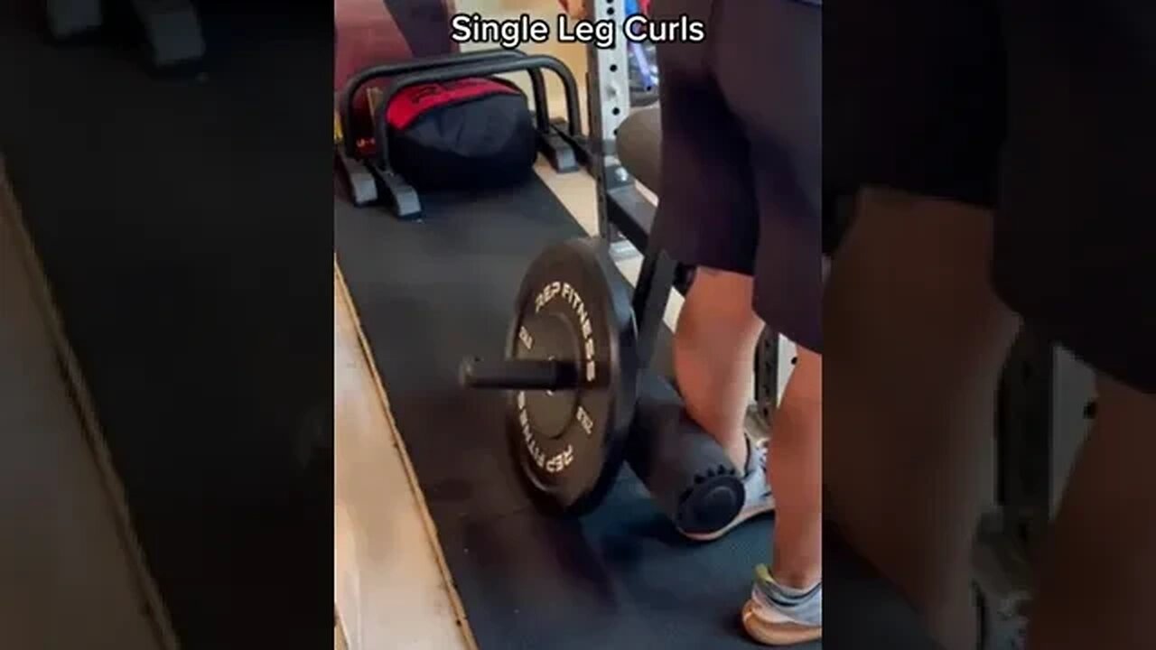 YOUR GYM NEEDS THIS | Leg Curl & Leg Extension