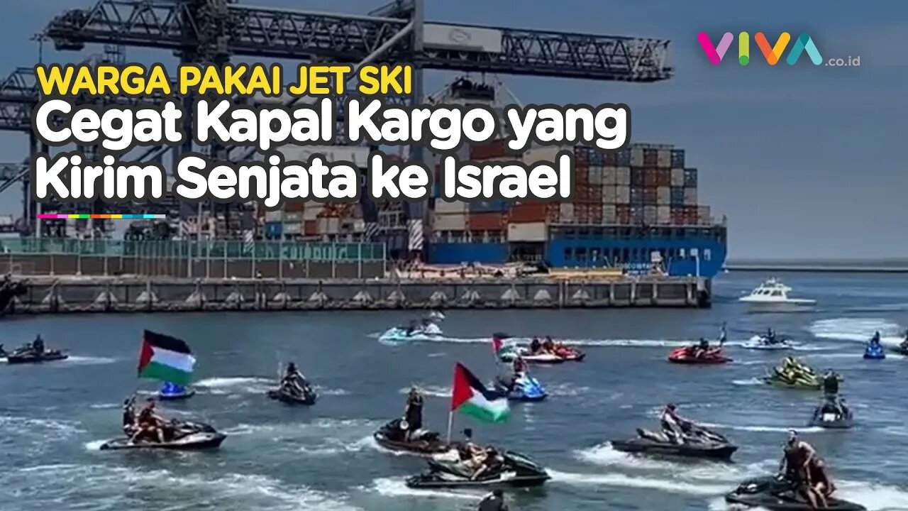 Warga Ramai-ramai Naik Jetski Cegat Kapal Kargo Pembawa Senjata Israel