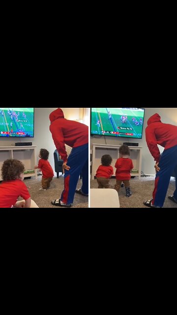 Toddlers Adorably Imitate Their Dad Watching Football Game