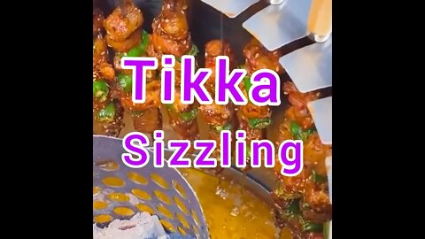 Tikka Sizzling New Style 😋#ytshorts #shorts #Food #Streetfood #UpFoodReview