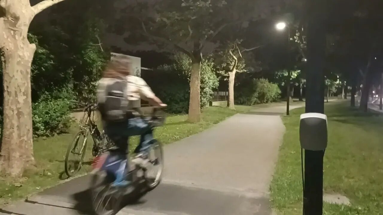 DCR counting bikes along the Southwest corridor in Roxbury