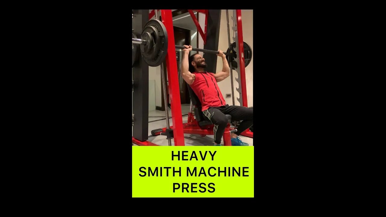 165LBS SMITH MACHINE PRESS | Shoulder Workout #shorts