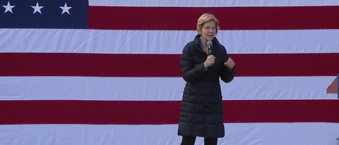 Senator Elizabeth Warren rallies in Las Vegas