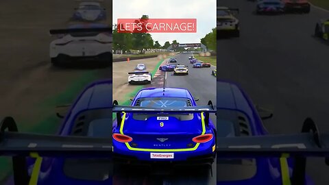 Início de corrida em Brands. #assettocorsa #assettocorsacompetizione #lowfuelmotorsport #bentley