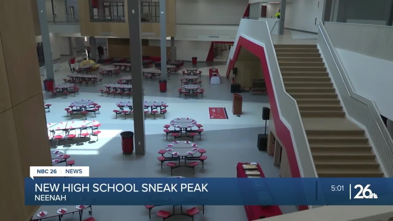 New Neenah High School Tour